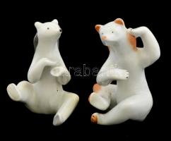 Drasche porcelán jegesmedvepár, kézzel festett, jelzett, kis kopásnyomokkal, m: 10,5 cm