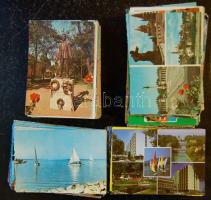 1970-1990  300 db modern magyar városképes lap, valamennyi reklám- vagy különleges bélyegzéssel
