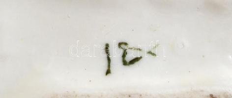 Porcelán és kerámia kutya figurák, 6 db, kézzel festett, jelzéssel és jelzés nélkül, kis kopásnyomok...