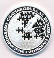 2003. Magyarország csatlakozása az Európai Unióhoz Ag emlékérem tanúsítvánnyal, dísztokban (31,37g/0.999/42,5mm) T:PP