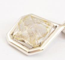 Ezüst(Ag) foglalatú hegyikristály medál, zárványokkal, jelzetlen, h: 5 cm, bruttó: 14,02 g