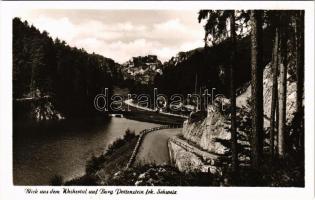 Pottenstein, Blick aus dem Weihertal auf Burg Pottenstein (frk. Schweiz) / castle, road. K. Müller