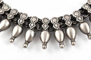 Kézi készítésű keleti fém lánc, h: 40 cm