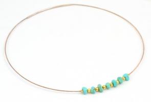 Ezüst(Ag) türkiz gyöngyökkel díszített nyakék, jelzett, bruttó: 3,8 g