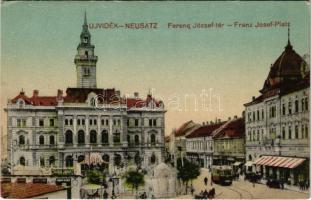 Újvidék, Novi Sad; Ferenc József tér, villamos, városháza, Kovács József, Glück János üzlete / square, tram, town hall, shops