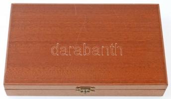 1979-1980. Az Állami Pénzverő által kiadott Ag (0.835) bélyegérem gyűjtemény a szovjet-magyar közös ...