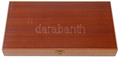 1979-1980. Az Állami Pénzverő által kiadott teljes ezüst (0.835) bélyegérem gyűjtemény a szovjet-mag...