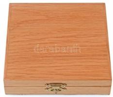 Bognár György (1944-) 1990. "Magyar Köztársaság 1956-1989. Október 23. / Hazádnak rendületlenül...