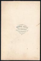 cca 1860 Skopall József győri fényképész műtermében készült keményhátú fotó, 10x6,5 cm