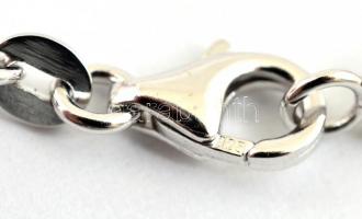 Ezüst(Ag) háromkörös függő, selyemzsinóron, jelzett, h: 38 cm, bruttó: 16,74 g