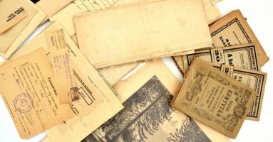 cca 1840-1940 Nagy vegyes papírrégiség tétel: okmányok, grafikák, hivatalos iratok, néhány könyv