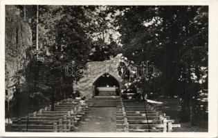 Mátraverebély Lurdi barlang