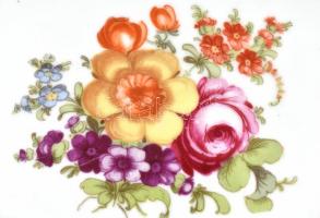 Victoria csehszlovák porcelán tál. Áttört, matricás, jelzett, kopásokkal. 32x20 cm