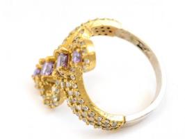 Aranyozott ezüst(Ag) sok apró kővel, jelzés nélkül, méret: 62, bruttó: 7,35 g