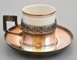 WMF mokkás készlet. 6 db csésze, aljjal. Jelzett alpakka, porcelán betéttel. Hibátlan