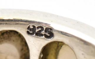 Ezüst(Ag) gyűrű, gyöngyházas díszítéssel, jelzett, méret: 55, bruttó: 8,1 g