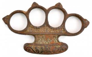 Régi vas boxer, jelzett, 11x6 cm