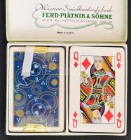 9 pakli francia kártya, közte Pin Up és 2 bontatlan pakli