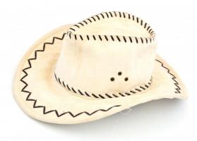 Drapp színű western kalap, belül kissé piszkos, d: 37 cm