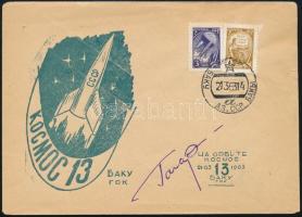 1963 Jurij Alekszejevics Gagarin (1934-1968) szovjet űrhajós autográf aláírása borítékon alkalmi bélyegzéssel / Autograph signature of Yuriy Alekseyevich Gagarin (1934-1968) Soviet astronaut on cover with special cancellation