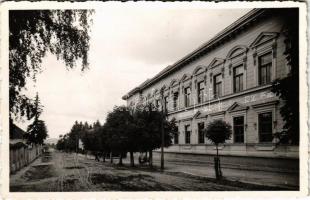 Kézdivásárhely, Targu Secuiesc; iskola / school