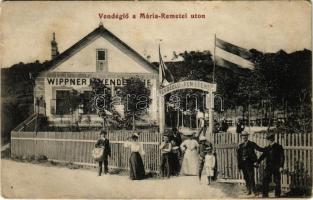1914 Budapest II. Máriaremete, Wippner vendéglője a Remetéhez, magyar zászló, kert pincérekkel. Schwarz J. kiadása (Rb)