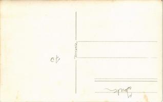 1941 Zenta, Senta; bevonulás, magyar zászlók / entry of the Hungarian troops, Hungarian flags. photo