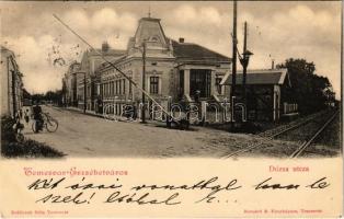 1900 Temesvár, Timisoara; Erzsébetváros, Dózsa utca, vasúti pálya, kerékpáros, sorompó. Králicsek Béla kiadása. Bernárd F. fényképész felvétele / street view, railway tracks, bicycle, barrier