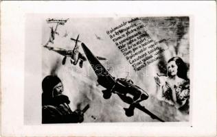 1943 A gépmadár suhan... Második világháborús romantikus katonai repülős képeslap, pilóta / WWII Hungarian military aircraft, romantic with pilot s: Kovács