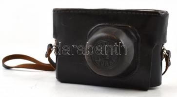 Zorkij-4 szovjet távmérős fényképezőgép, Jupiter-8 2/50 mm objektívvel, eredeti bőr tokjában, jó áll...