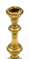Fém gyertyatartó, horpadással, m: 20 cm