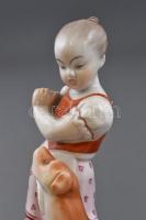 Herendi kutyás lány. Kézzel festett, jelzett, hibátlan. 22 cm