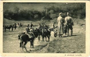 1916 A várakozó tartalék. A Képes Újság ajándéka olvasóinak / WWI K.u.K. (Austro-Hungarian) military postcard (EK)