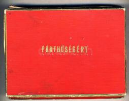 1945. "Párthűségért-MSZMP Pártbizottsága" nagyméretű, háromszög alakú Br plakett T:2 Erede...