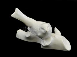 Zsolnay porcelán madár, festetlen, jelzett (Sinkó), csőrénél kopással, 9x13 cm