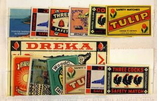 506 darab vegyes magyar és külföldi gyufacímke albumban és mappában