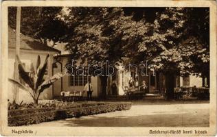 1928 Nagykőrös, Széchenyi fürdő kerti kioszk, étterem, pincérek. Németh Sándor kiadása (EK)