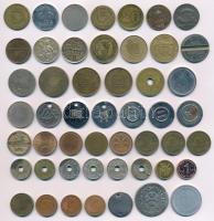 50 db-os vegyes magyar és külföldi zseton, bárca tétel T:vegyes 
50pcs of mixed tokens, labels from...