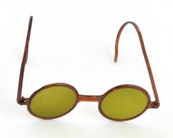 Régi hajlított szárú gyermek szemüveg