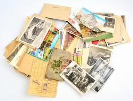 Vegyes papírrégiség tétel, képeslapok, okmányok, igazolványok, régi levelek