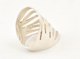 Ezüst(Ag) áttört, 7 sávos, hullám mintás gyűrű, jelzett, méret: 53, nettó: 4,78 g