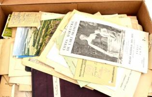 cca 1840-1997 Hatalmas, vegyes papírrégiség tétel, több száz darab: levél, hivatalos irat, igazolván...