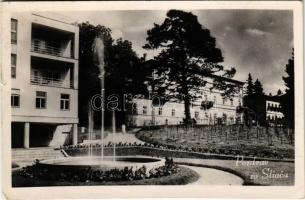 Szliács, Sliac; kúpele / fürdő, park, szökőkút, Hotel Bratislava szálloda / spa, bath, fountain, hotel (EK)