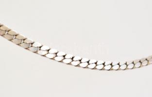 Ezüst(Ag) "s" szemű nyaklánc, jelzett, h: 42,5 cm, nettó: 7,48 g