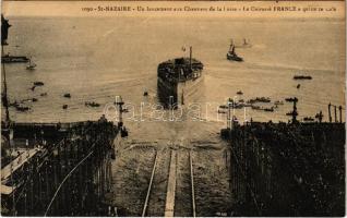 St. Nazaire, Un lancement aux Chantiers de la Loire, Le Cuirassé France a quitte la Cale / Launching of the French battleship France (EK)
