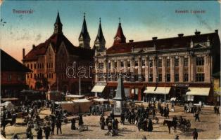 1915 Temesvár, Timisoara; Kossuth Lajos tér, Délmagyarországi Jelzálog Hitelbank, Gaszner Ferenc, Wilheim Fülöp, Weisz Sándor, Goldmann, Haring Gusztáv, Lázár üzlete, villamos, piac. Vasúti Levelezőlapárusítás 63. sz. / square, loan bank, shops, tram, market vendors (EK)