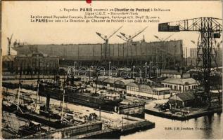 Paquebot Paris construit au Chantier de Penhoet a St. Nazaire Ligne C.G.T.-Havre-New York / Construction of SS Paris French Ocean liner