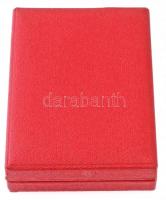 1970. "Árvízvédelemért" Br kitüntetés mellszalagon, eredeti tokban T:1-
NMK 663