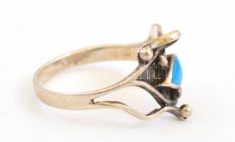 Ezüst(Ag) gyűrű kék zománccal, jelzett, méret: 54, nettó: 2,19 g