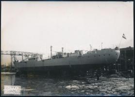 1941 A Ganz Ungvár hajója a sólyán pecséttel jelzett hivatalos fotó 17x12 cm
